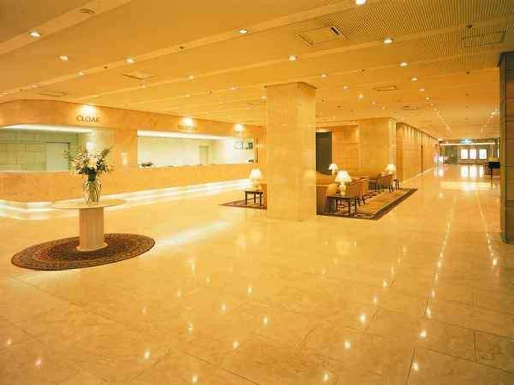 Fukuyama New Castle Hotel Bagian luar foto