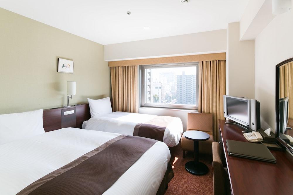 Fukuyama New Castle Hotel Bagian luar foto