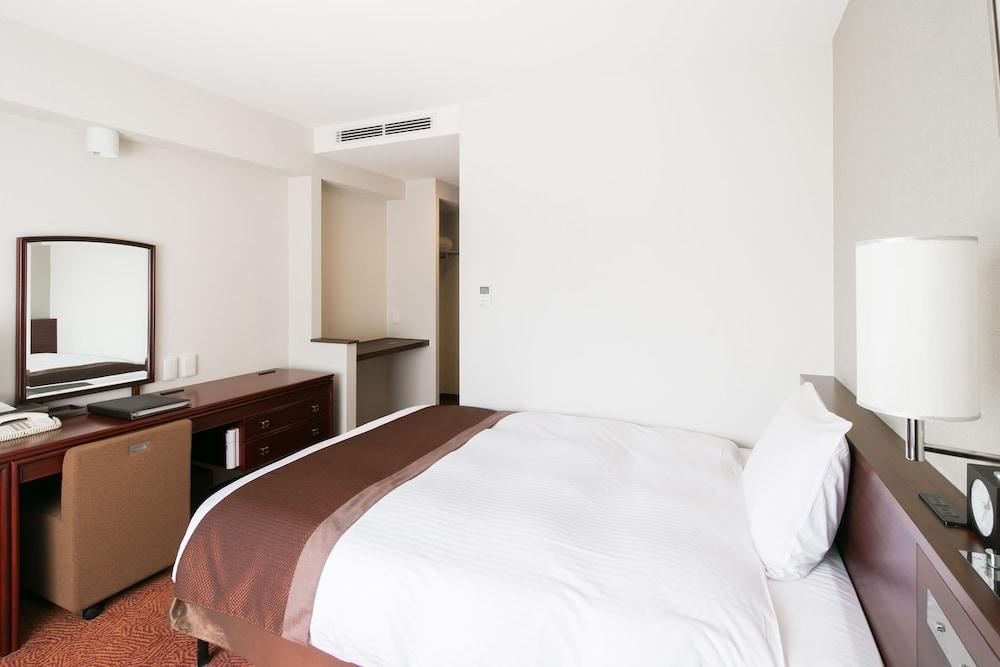 Fukuyama New Castle Hotel Bagian luar foto